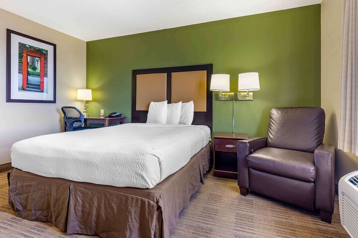 Room 20 of 23