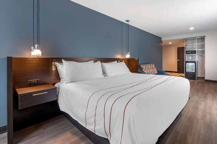 Room 4 of 31