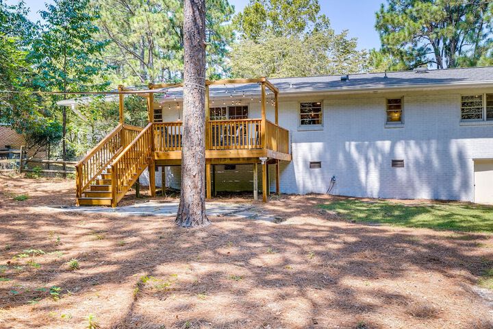Southern Pines Vacation Rental w / Deck & Grill!