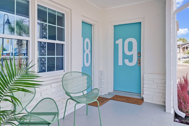 Room 20 of 63