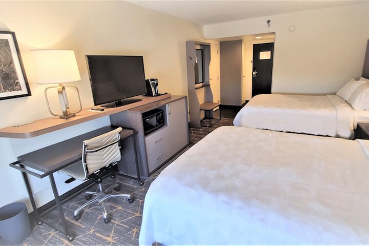 Holiday Inn Staunton Conference Center by IHG