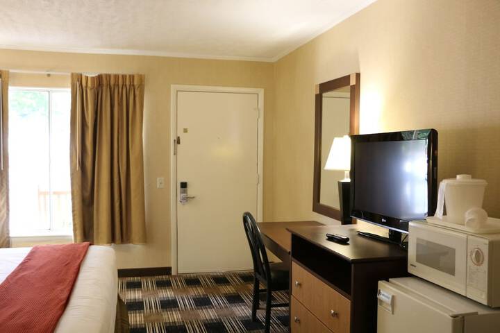 Room 14 of 36