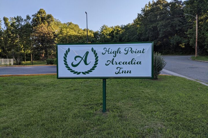 High Point Arcadia Inn