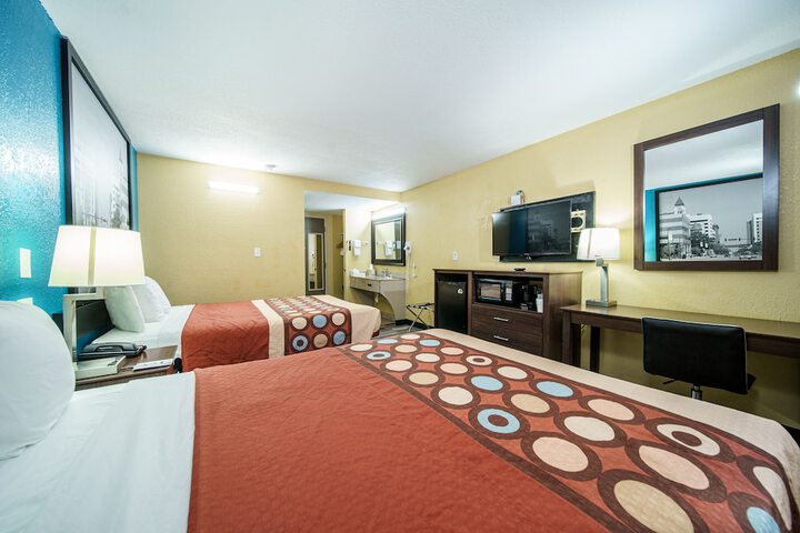 Room 20 of 94