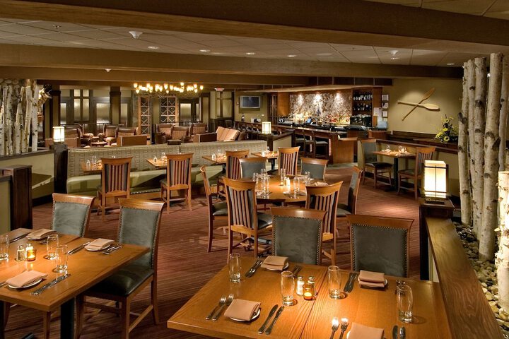 Dining 13 of 14