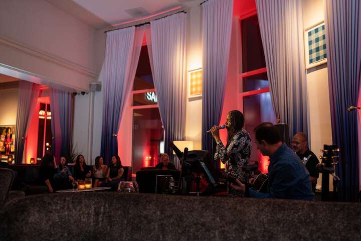 Saint Kate - The Arts Hotel