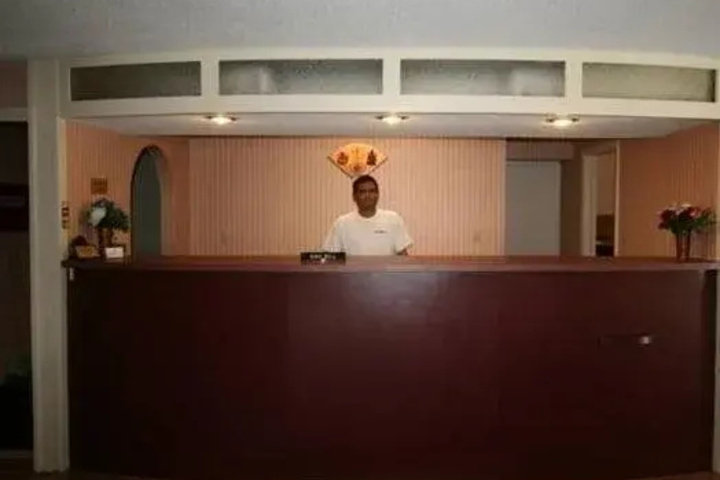 Executive Inn