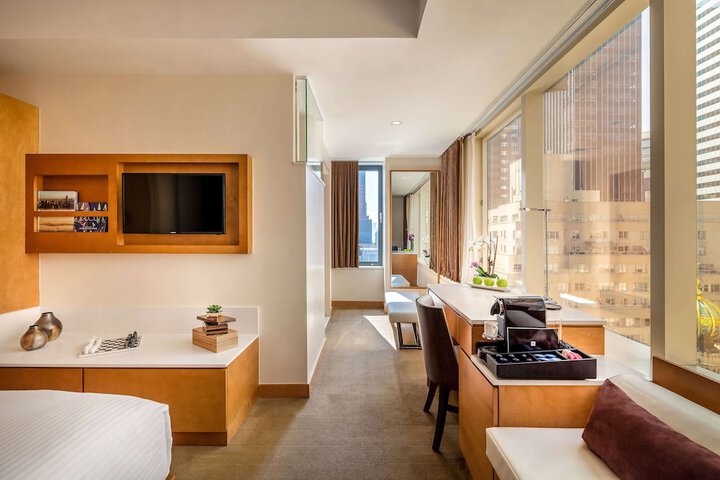 Room 15 of 44