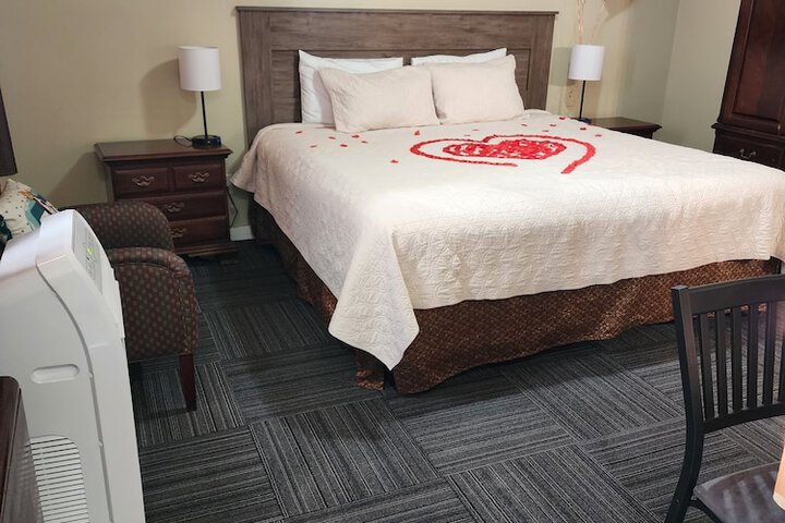 Room 11 of 73