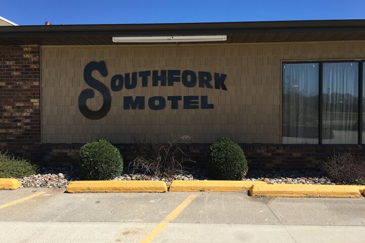 Southfork Motel and Grill