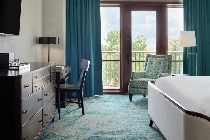 Renaissance Shoals Resort & Spa