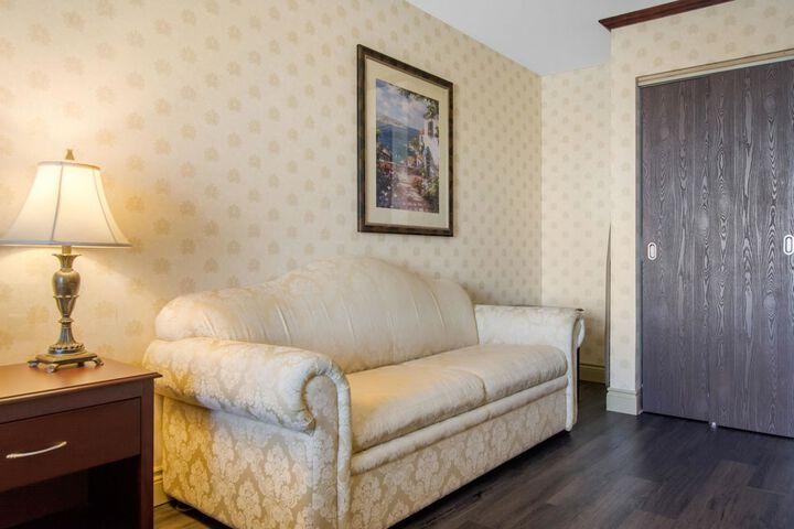 Room 25 of 55