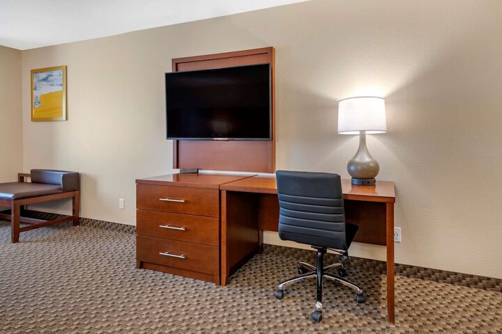 Room 22 of 37