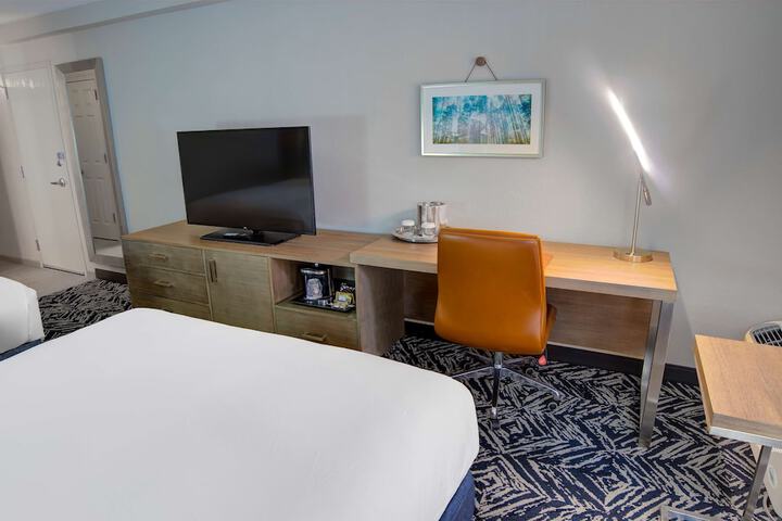 Room 26 of 47