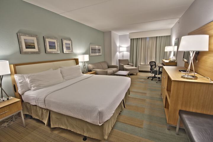 Room 46 of 93