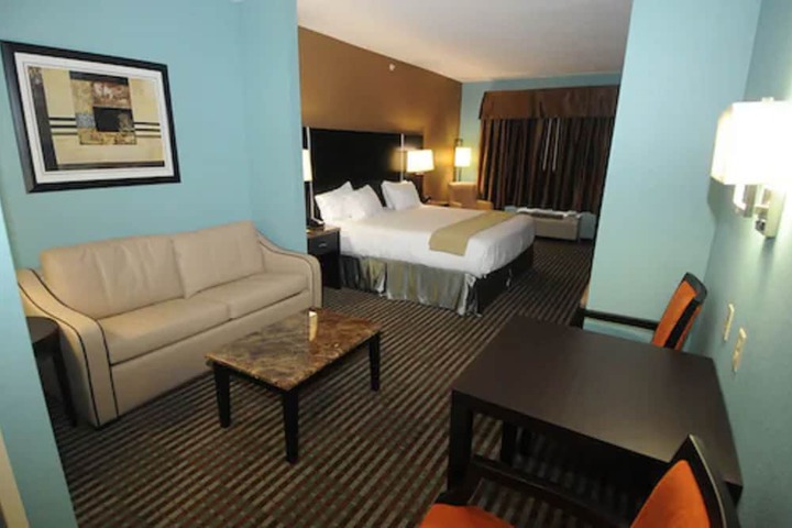 Holiday Inn Express Somerset by IHG
