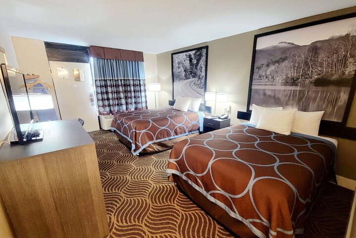 Super 8 by Wyndham Marion NC