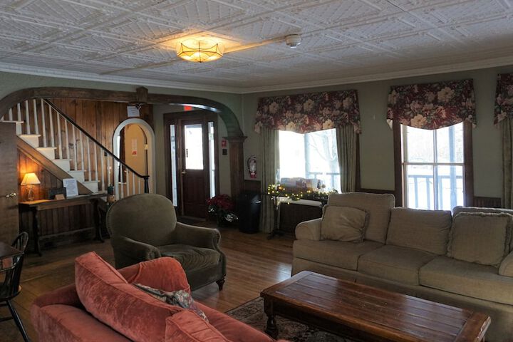 Smugglers Notch Inn