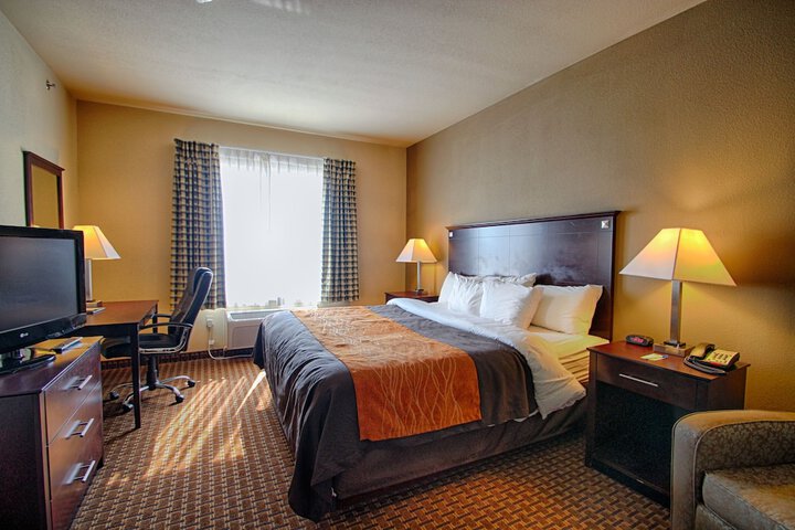 Room 28 of 46