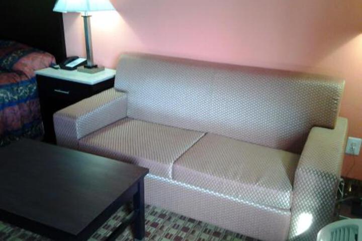 Suite 20 of 22