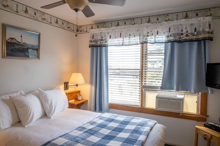 Isleview Motel and Cottages