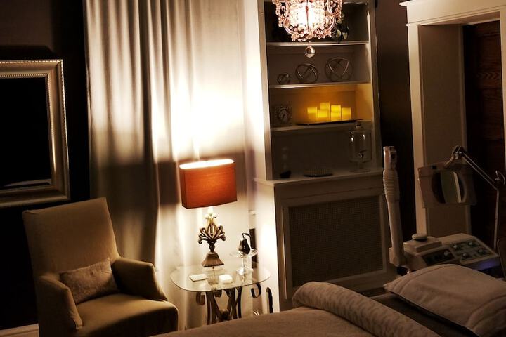 Room 15 of 24