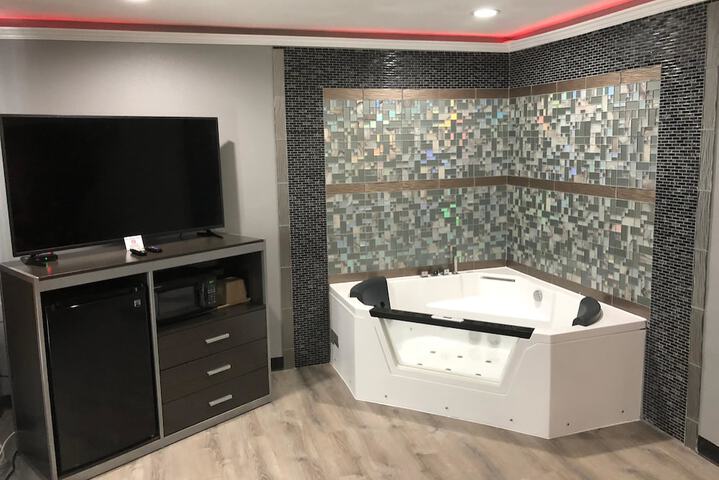 Room 19 of 21