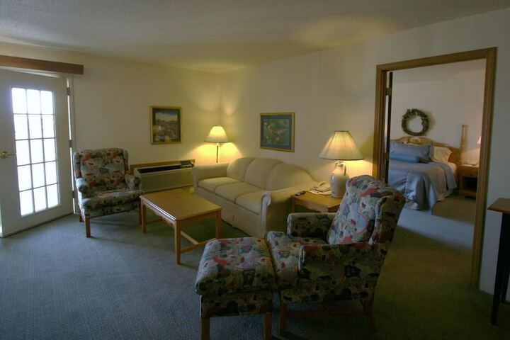Room 14 of 25