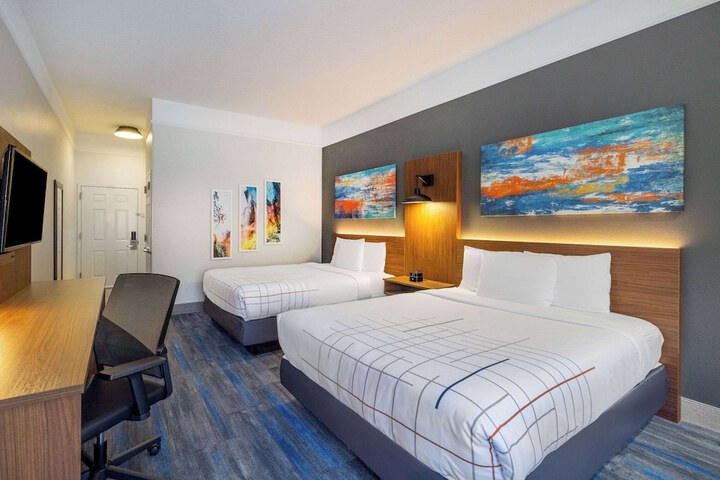 Room 14 of 46