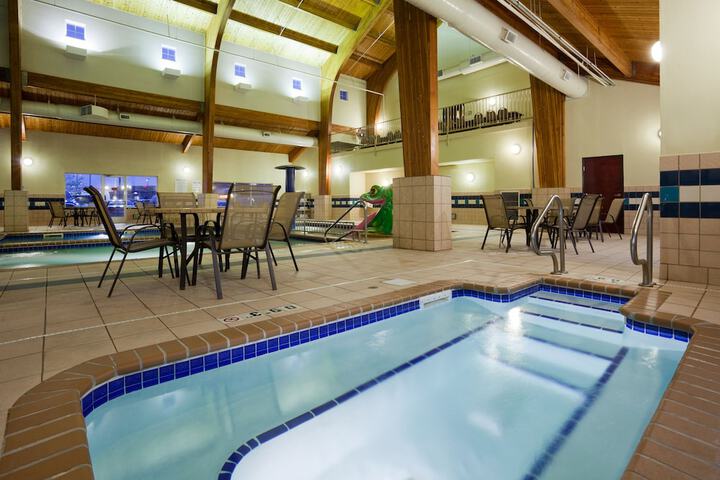 Pool 7 of 54