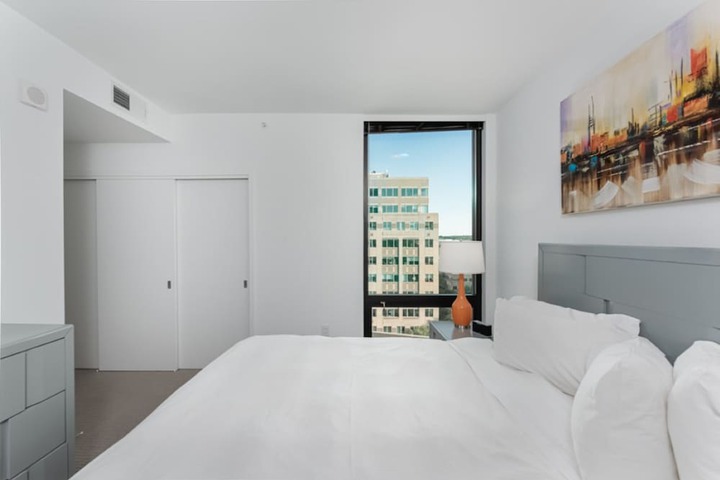Global Luxury Suites at Reston Town Center