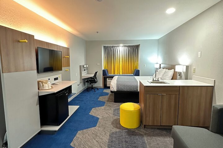 Room 20 of 53