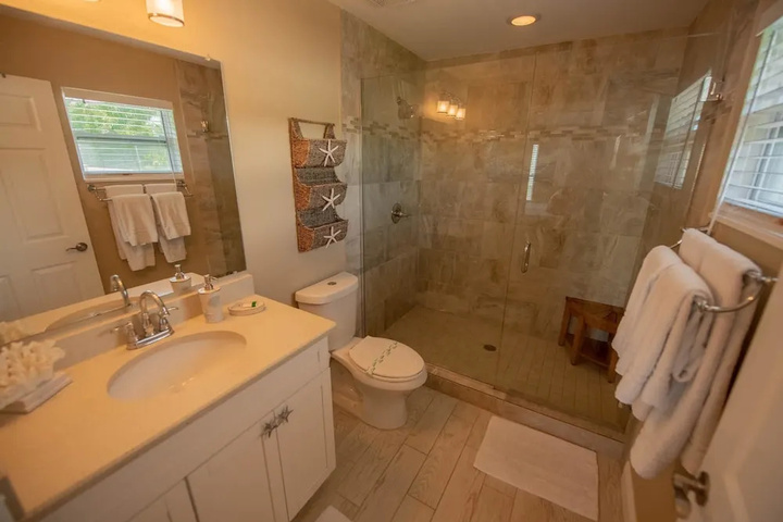 Lobster Key Apartment 3