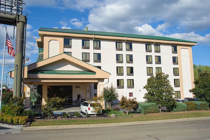 Hotel 6 of 91