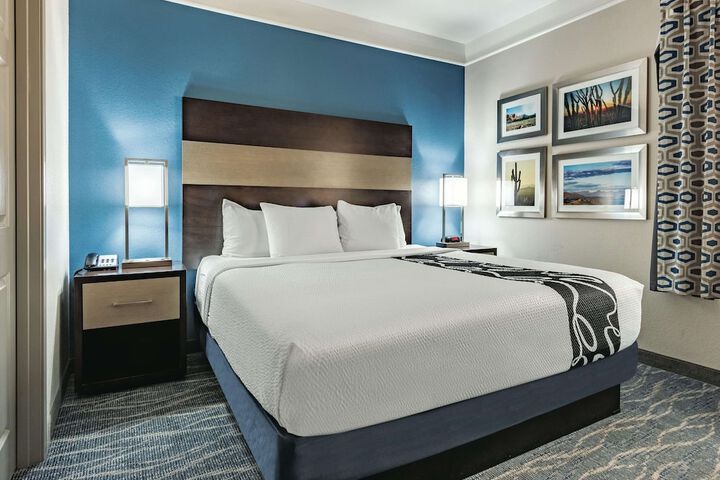 Room 41 of 46