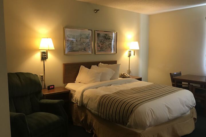 Room 12 of 13
