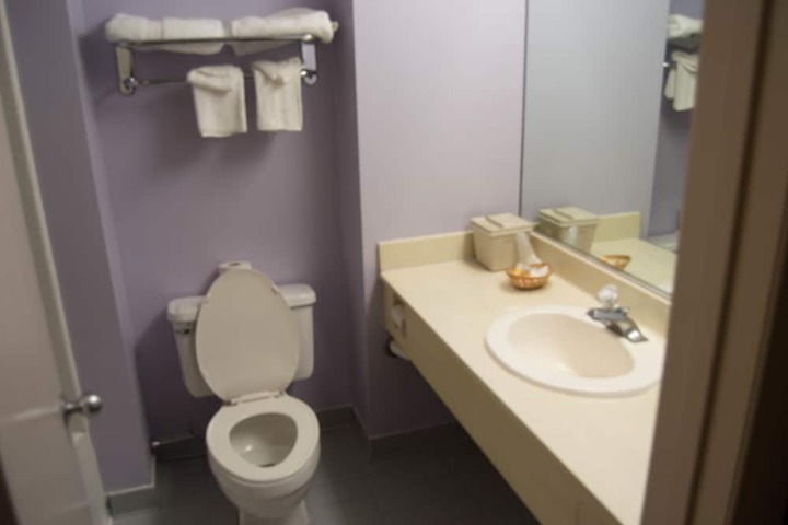 Aderi Hotel Niantic