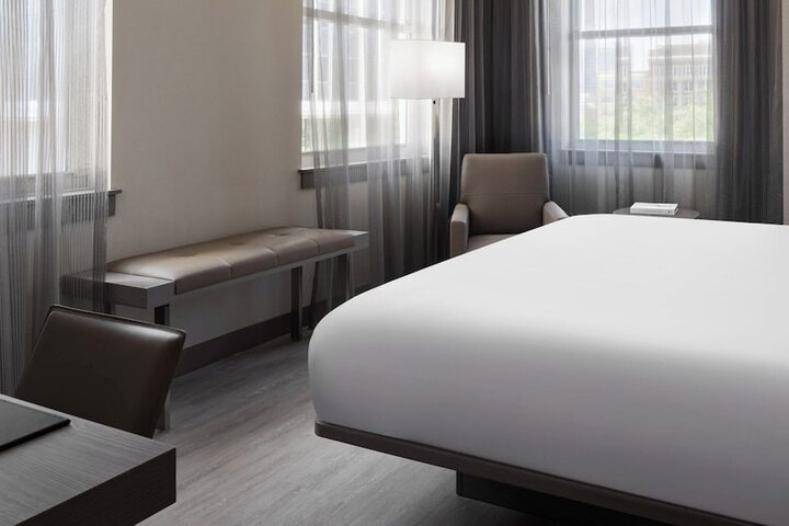 AC Hotel by Marriott Little Rock Downtown
