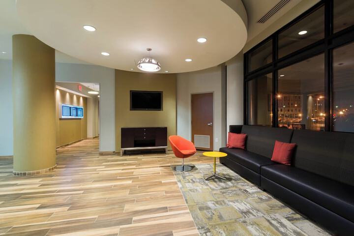 Hotel Interior 8 of 26