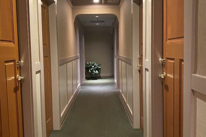 Ballroom/Hall 52 of 54