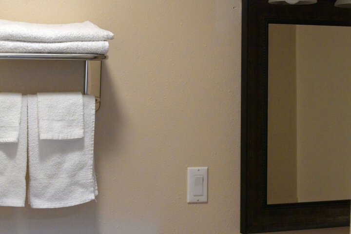 Room 95 of 107