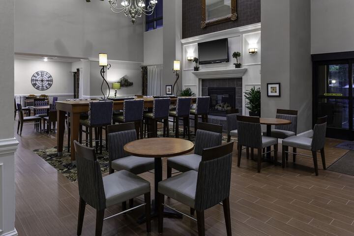 Hampton Inn & Suites Concord / Charlotte