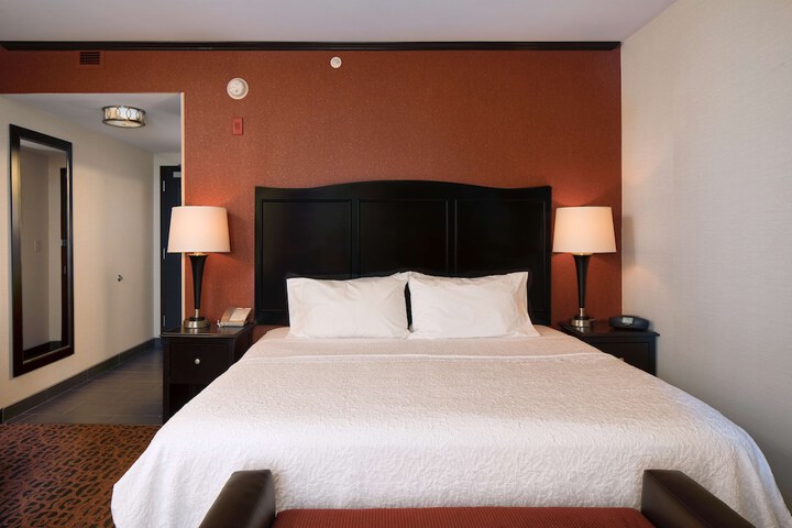 Room 34 of 57
