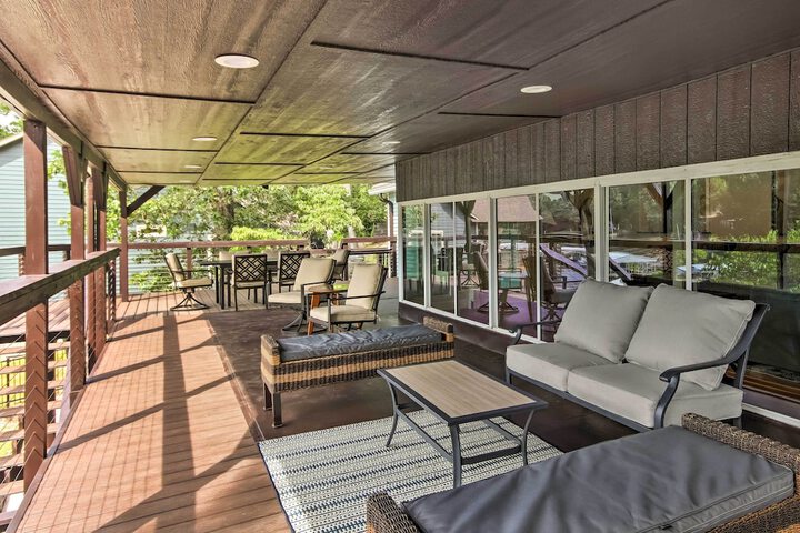 Dock Deck & Boat Slip: Lakefront Eucha Home