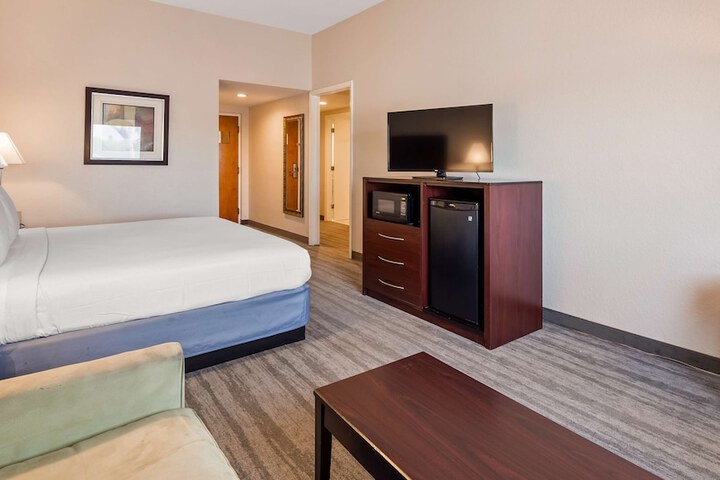 Room 22 of 27