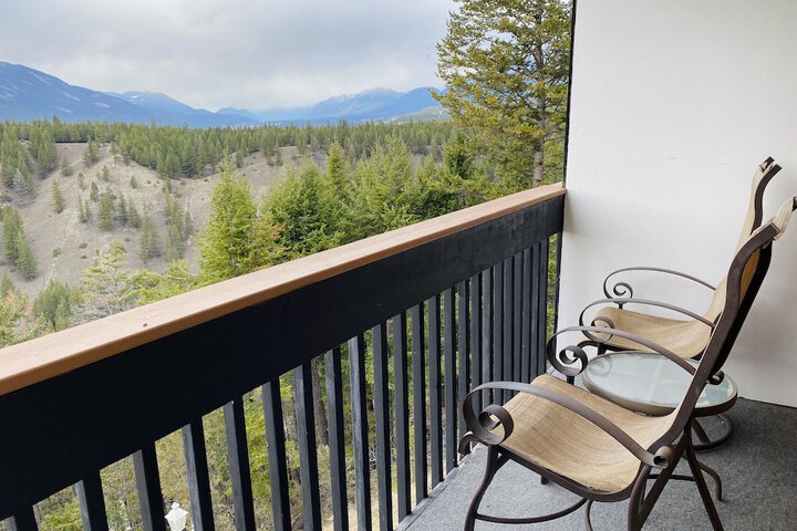 Rocky Mountain Springs Lodge
