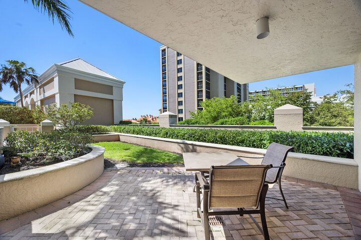 Marco Beach Ocean Suites