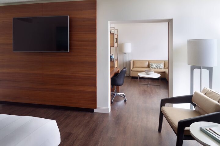 Room 66 of 166
