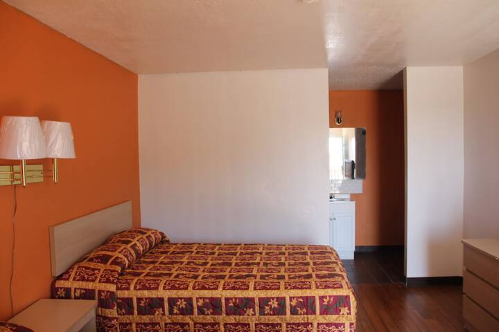 Room 37 of 45