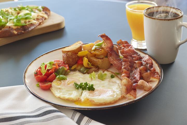 Breakfast/Coffee Service 42 of 60